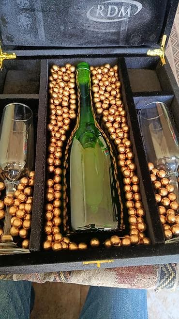 Другой декор и предметы интерьера: Подарочная коробка, цвет - Черный — 3