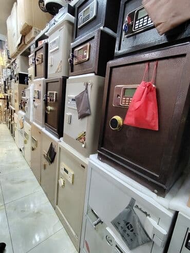 bmw 5 серия 518i mt: Seyf kassa satışı — 1