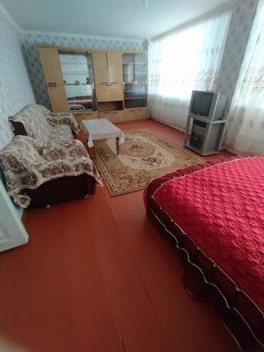 binə savxozda kirayə ev: 100 м², 3 комнаты — 2