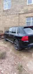 volkswagen touareg qiymeti: Porsche Cayenne Turbo: 4.5 l | 158000 km Ofrouder/SUV — 4
