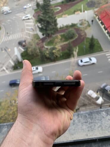 Fly: IPhone 16 Pro, 128 ГБ, Black Titanium — 4