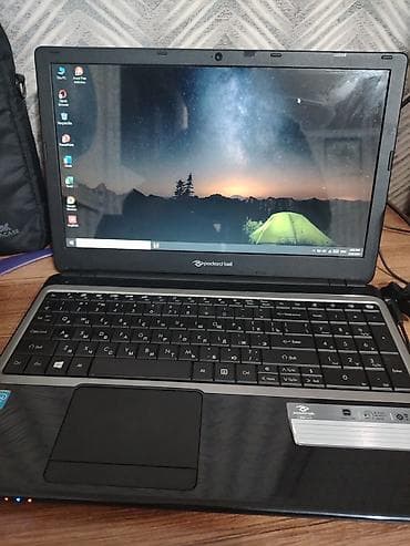 Packard Bell noutbuk Xüsusiyyətlər: - Ekran: 15.6" LED - Klaviatura