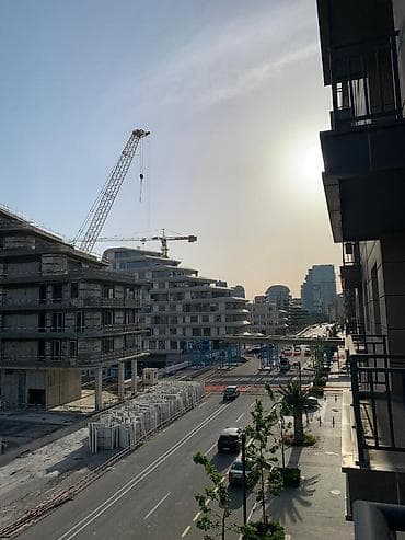 квартира 3 комнатная: İcarəyə verilir 3 otaqlı yeni tikili 135 m², Ağ şəhər q. Kateqoriya — 10