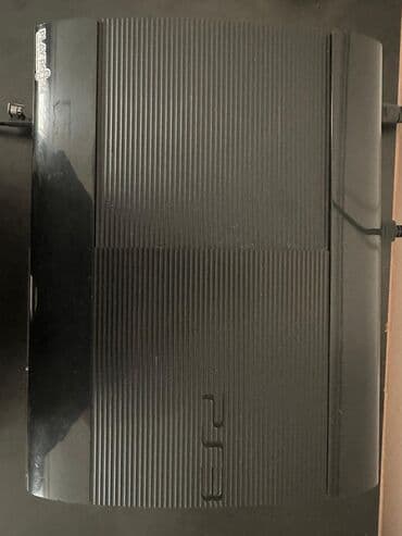 PlayStation 3 slim 1 pult
500gb,62 oyun,hen qurulu,
230 AZN