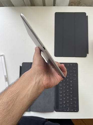 en ucuz ipad pro: Ipad pro 10.5 2017 64 gb Zavoddur ustada olmayib Ustunde original — 7