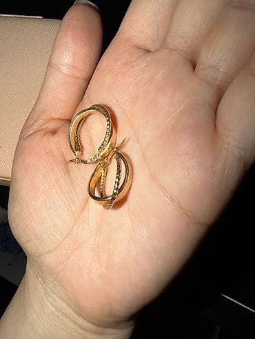 Toy paltarları və aksesuarları: Sırğa, Sarı qızıl, 585 Əyar — 1