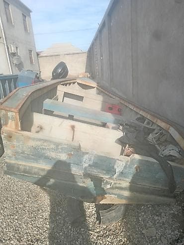 Kompüter ehtiyyat hissələri: Dik korpuslu qayıq (motor üçün gövdə) - Material: qalın taxta — 3