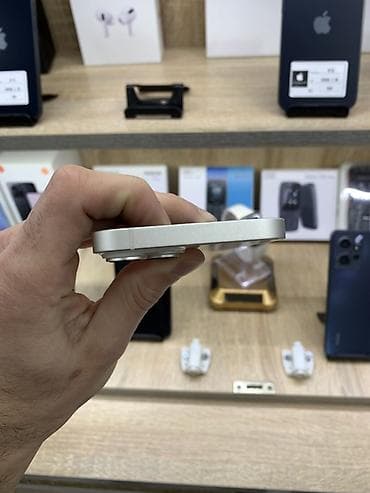 ram yaddaş: IPhone 14, 128 GB, Ağ, Face ID — 4