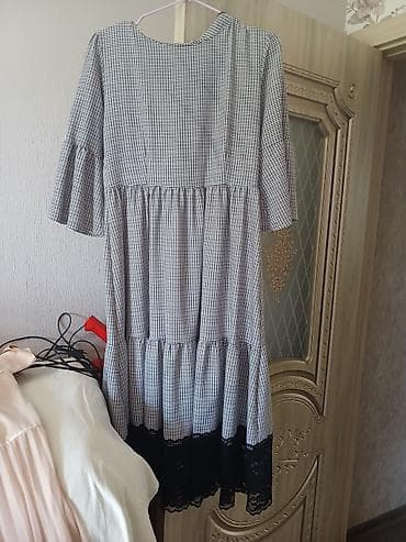 stringer alt geyimi: Qadın paltarları dəsti 1) Pudra rəngli uzun paltar - Model: yuxarı — 2