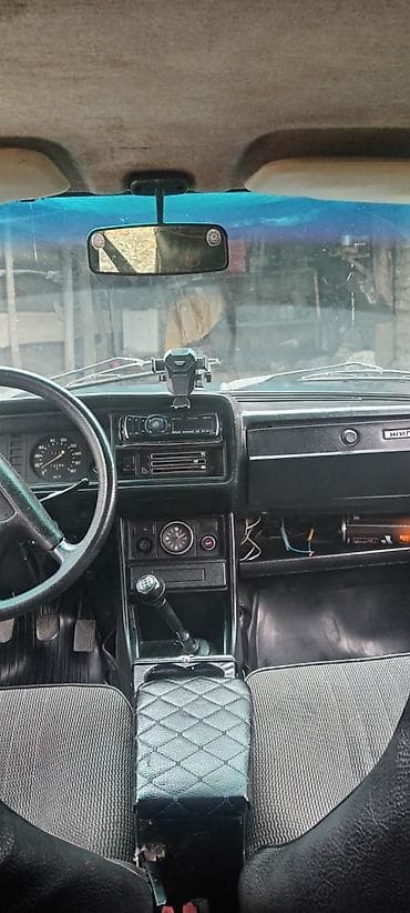 maşın satisi: VAZ (LADA) 2107: 1.6 l | 2000 il 620062 km Sedan — 5