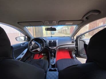 mercedes yeşka dizel: Hyundai Accent: 1.4 l | 2013 il Sedan — 5