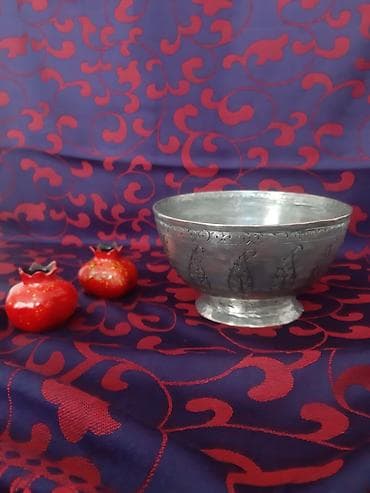 samdanlar ve saat: Qedimi mis Kasa — 1