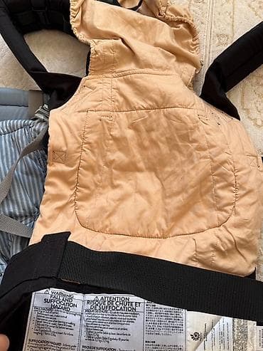 2 yas: Ergobaby uşaq daşıyıcısı,kenquru hər biri 200 manata alınlb 60 manata — 3