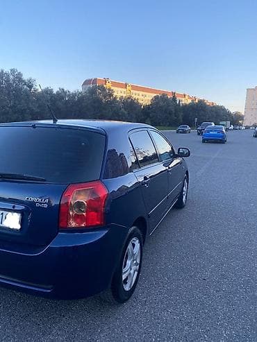 aqua disk: Toyota Corolla: 1.4 l | 2006 il Hetçbek — 2