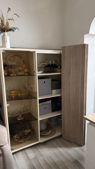 ikinci el vitrin dolap: Qapalı dolab vitrini — 2