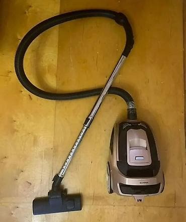 kantiner: Tozsoran – torbasız, konteynerli model Xüsusiyyətlər: - Kompakt — 1