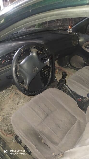 niva 4 qapili: Hyundai Sonata: 2 l | 1997 il Sedan — 3