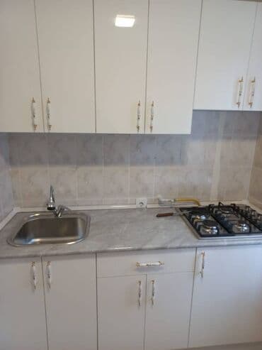 kiraye evler aile ucun: Neftçilər metrosuna yaxın içra hakimiyyətinə yaxin 5 mertebeli — 6