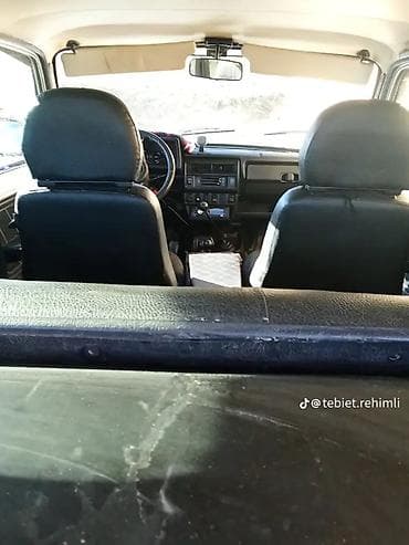 VAZ (LADA) 4x4 Niva: 1.7 l | Ofrouder/SUV