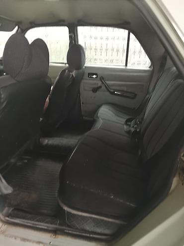 tesla model x: GAZ Volga 3102/31029 seriyası (sedan) Xüsusiyyətlər: - Kuzov: 4 — 5