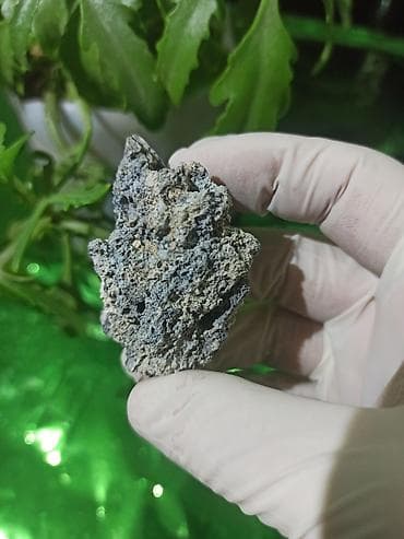 sarlar: Opal + Kalsit + Kvarsit (vulkanik birləşmə) 💎UV Floresanslı Nadir — 9