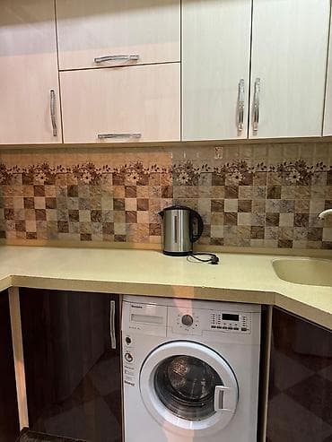 emircanda ev satisi: 3 otağlı 6/6sı hərbir şəraiti var kirayə verilur — 8