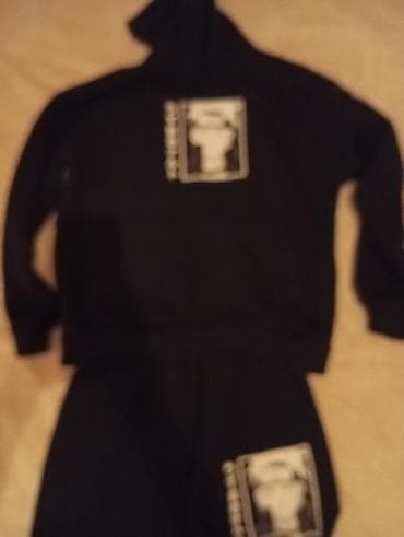 xonca sekilleri: İki məhsuldan ibarət geyim dəsti 1) Yüngül küləkkeş/anorak - Rəng — 4