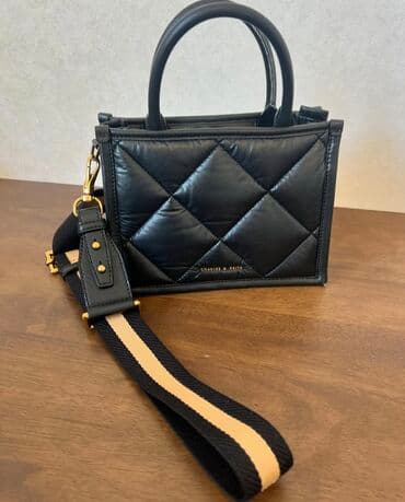 hermes cantası: Əl çantası, Charles & Keith, İşlənmiş — 2