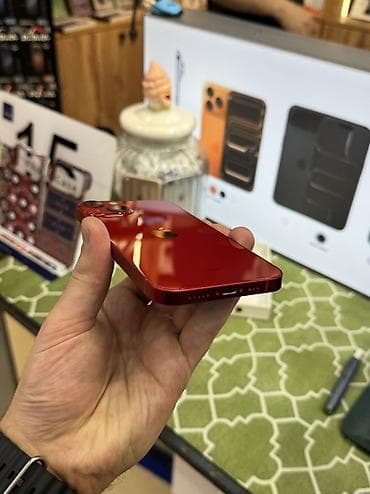 iponalar: IPhone 13, 128 GB, Qırmızı — 3