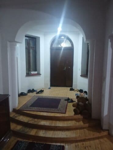 tağıyev qəsəbəsində: 4 otaqlı, 280 kv. m, Kredit yoxdur, Orta təmir — 8