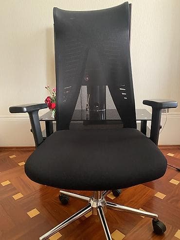 İşlənmiş, Təkərli, Qolları tənzimlənir, Parça