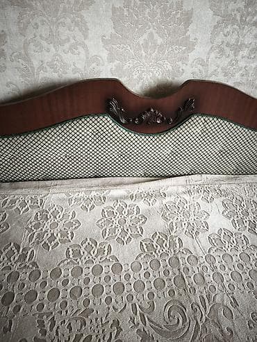 Ev üçün mebel: İşlənmiş, İkinəfərlik çarpayı, Matras ilə, Siyirməsiz, Rumıniya — 2