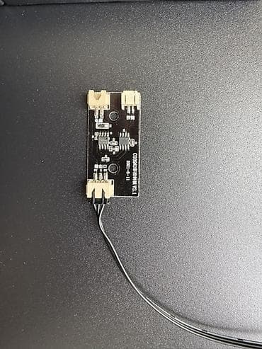 komputer plata: DeepCool ventilyatorlar komplekt (3 ədəd) + RGB hаb plata üstündə — 5