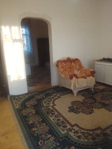 ev satilir: Kirayə verilən həyət evi – Yeni Suraxanı - Məkan: Yeni Suraxanı - — 4