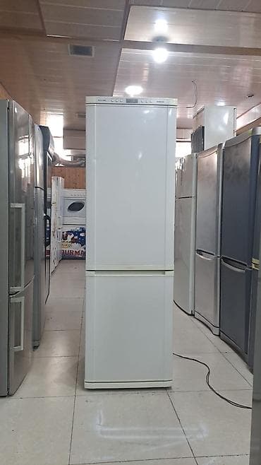 2 qapılı Samsung Soyuducu Satılır, rəng - Ağ