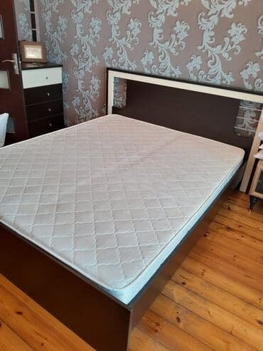 продам кровать двуспальную бу: İşlənmiş, İkinəfərlik çarpayı, Bazasız, Matras ilə, Siyirməsiz — 1
