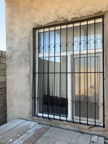 Plastik pəncərələr: Dəmir pəncərə barmaqlığı - Material: qalın polad armaturdan — 1