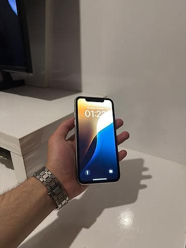 telefon iphone 12: IPhone 11, 128 GB, Ağ, Zəmanət, Simsiz şarj, Face ID — 2
