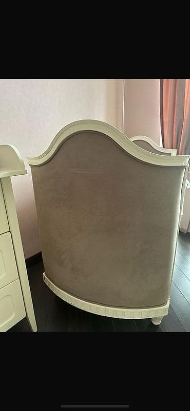 bendir: Oğlan və qız üçün, Dördbucaq, Beşik, Dəst ilə, Matrassız, Yellənmə mexanizmsiz — 3