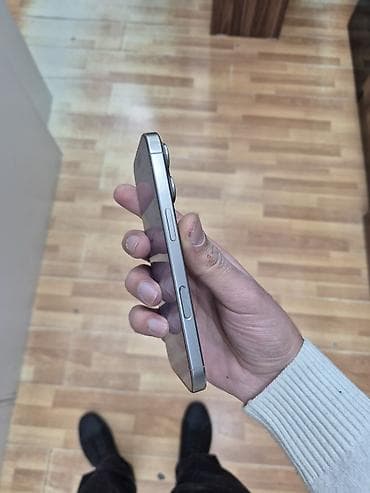 IPhone 16 Pro, 128 GB, Natural Titanium, Simsiz şarj, Face ID lalafo.az -da IPhone 16 Pro, 128 GB, Natural Titanium, Simsiz şarj, Face ID