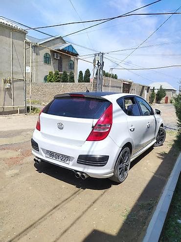 opel tigra 2005: Hyundai i30 Hatchback – “i30 Sport” paketli, ağ rəng. Əla — 8