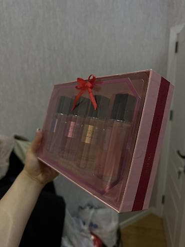 Kosmetik dəst, 4 məhsul, Yeni