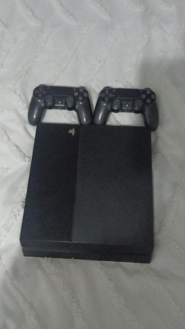 pc 4: PS4 Fat 500GB satılır. orgianl pultlar ilə əla vəziyyətdədir pultar — 1