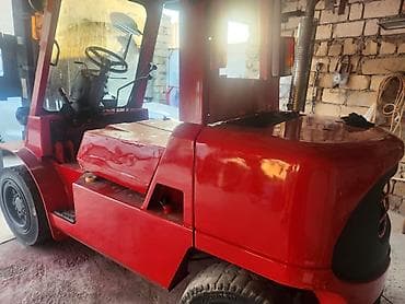 reduktor 1:3: Qaldırıcı forklift – dizel, tammetal konstruksiya, qapalı operator — 1