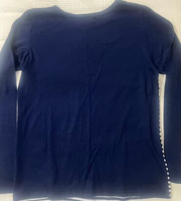 трикотажные женские кофты: Zolaqlı uzunqol köynək
Material yumusaq pambiq. 
Ölçü: L razmer — 3