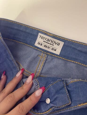 Terranova skiny jeans razmer xs
geseng oturur. vezziyeti: teze