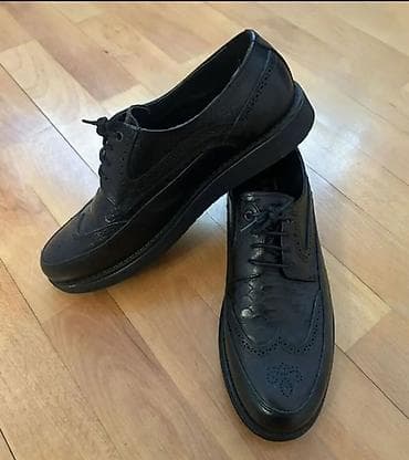 Klassik kişi ayaqqabısı – qara rəng, broq (wingtip) üslubu - — 1