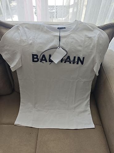 Balmain kişi T‑şörtü
новая вещь с Европы lalafo.az -da Balmain kişi T‑şörtü
новая вещь с Европы
