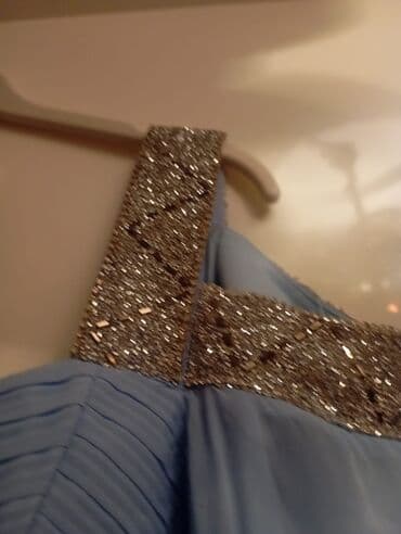 nişan donları 2023: Mavi rəngdə, uzun ziyafət/libas. - Model: Asimmetrik kəsimli, döş — 9