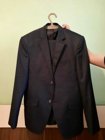 idman kişi şortları: Kastyum kisi ucun raz 48/4 qiy 25 azn — 2